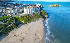 South Beach View - 2 Bedroom Apartment - Tenby