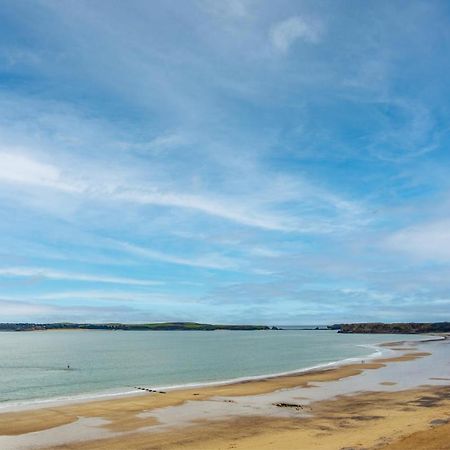 South Beach View - 2 Bedroom Apartment - Tenby Exterior photo