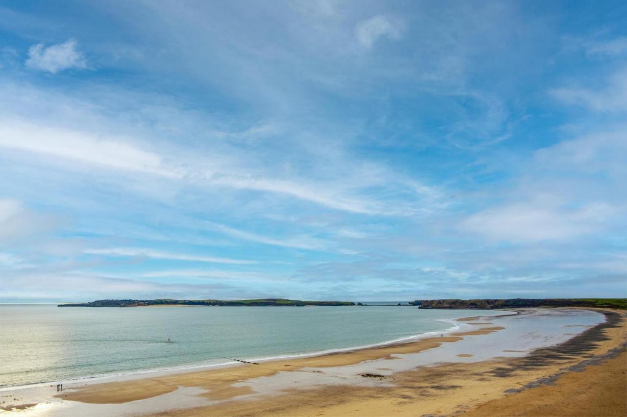 South Beach View - 2 Bedroom Apartment - Tenby Exterior photo